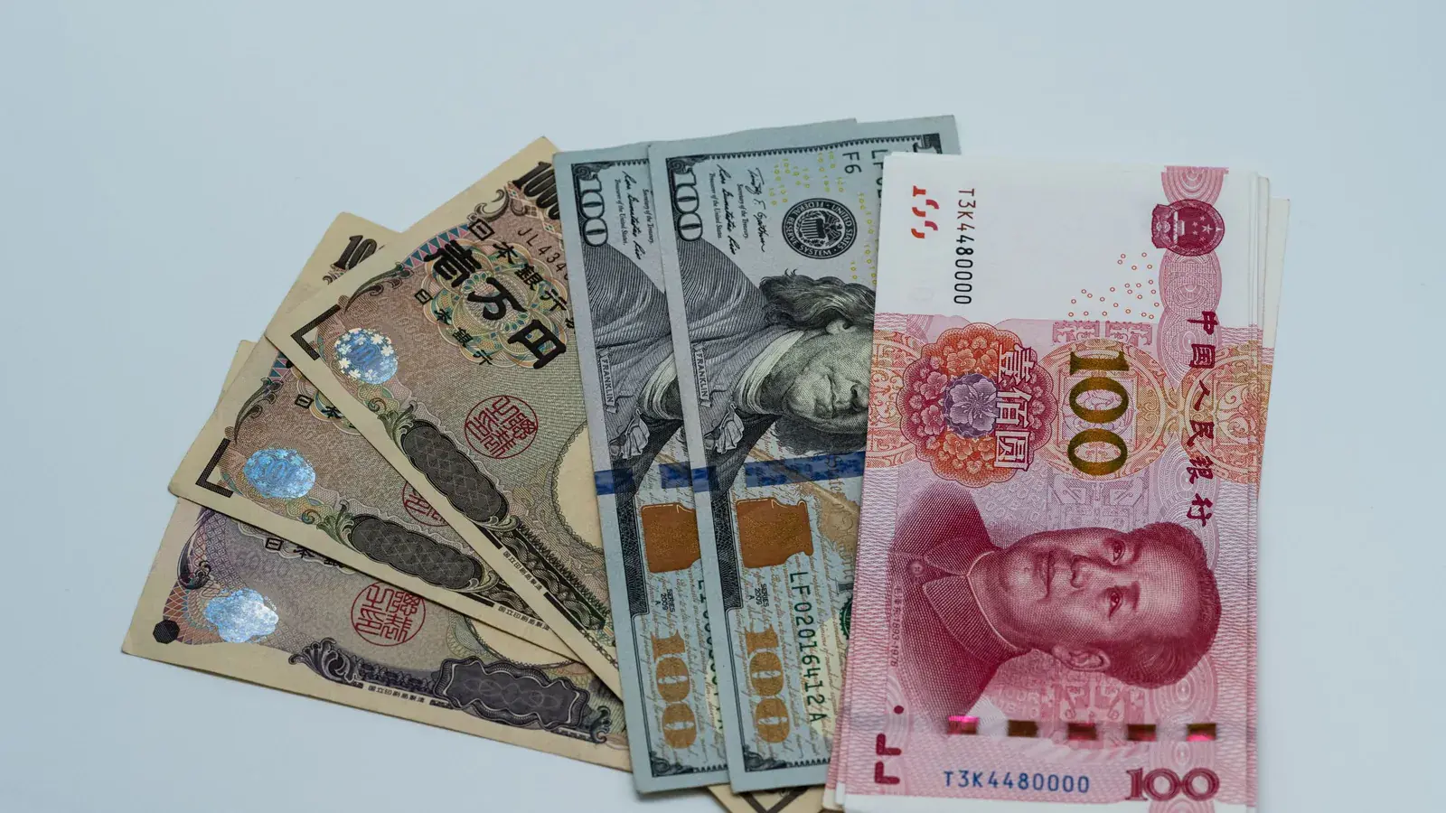 Forex trading bot: EAs, robots and how to test one